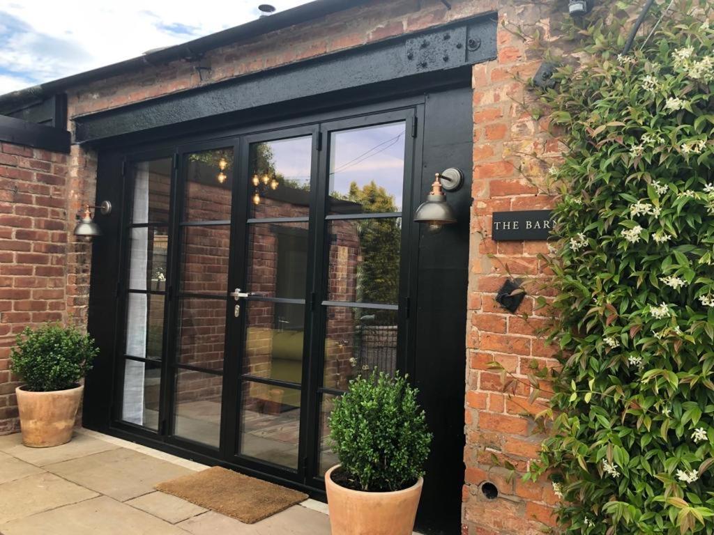 Luxury Barn With Hot Tub, Spa Treatments, Private Dining Little Budworth Exteriör bild